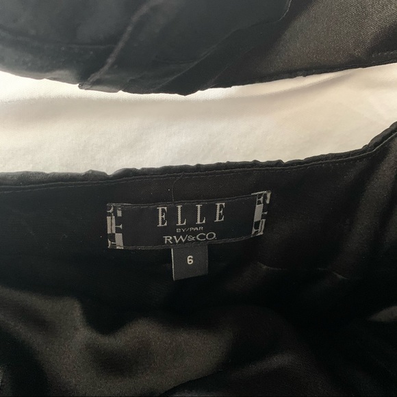 RW&CO Floral Textured Strapless Dress - Picture 8 of 13